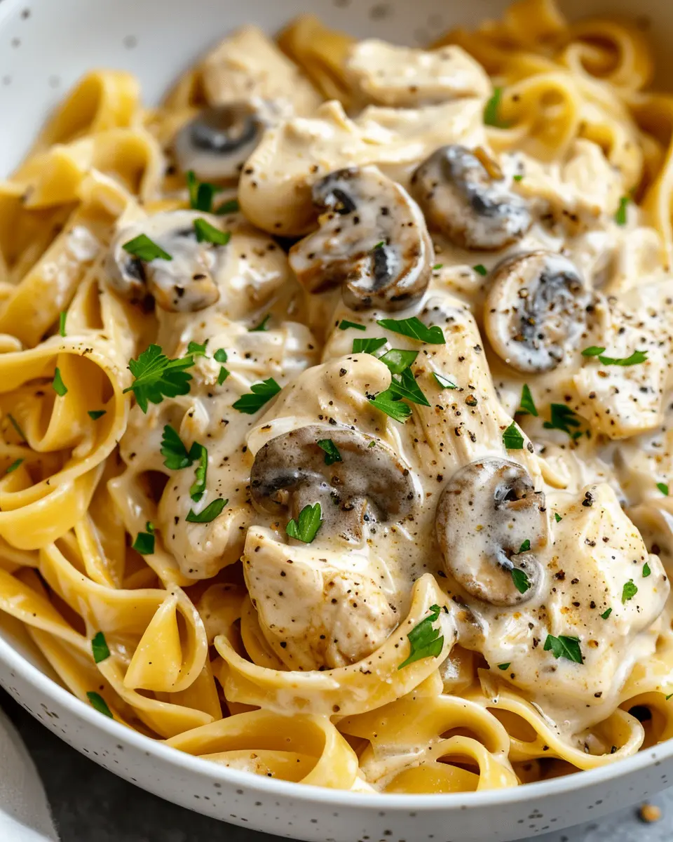 Chicken and Mushroom Stroganoff Pasta – A Cozy Comfort Meal